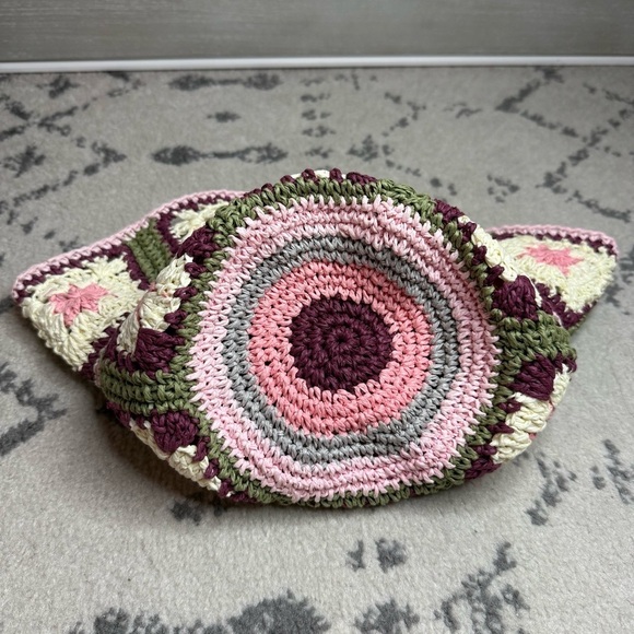 FREE PEOPLE Pura Vida X Peter Grimm Beachy Boho Crochet Granny Square Bucket Hat main image 6